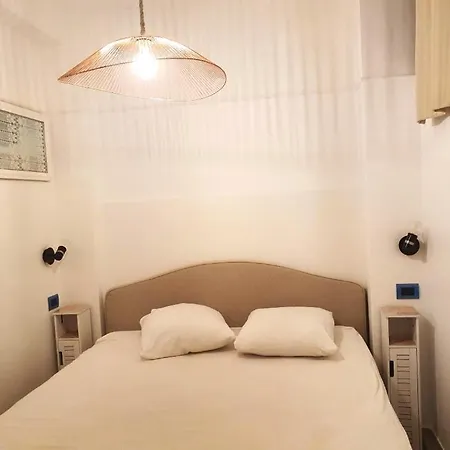 Face Confort Situation Exceptionnelle * アンティーブ